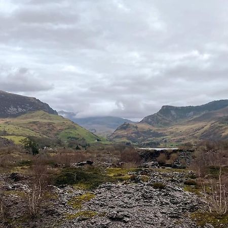 Welsh Holiday Home Sleeps 5 Close To Beaches & Mountains Nantlle Exterior photo